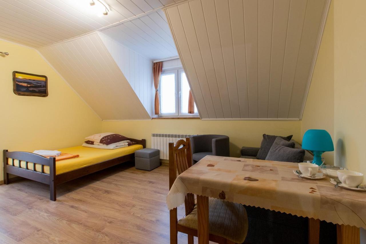 Dworek Julia - Klimatyzowane Komfortowe Pokoje Nad Solina - Bieszczady Polanczyk Luaran gambar